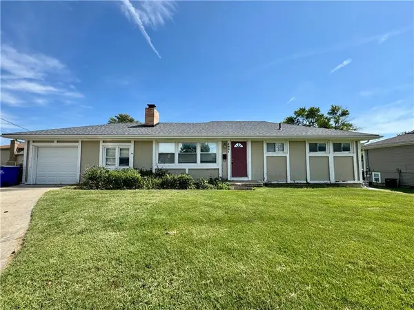 5821 Rosehill RD, Shawnee, KS 66216