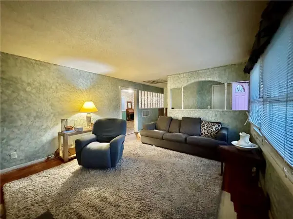 5821 Rosehill RD, Shawnee, KS 66216