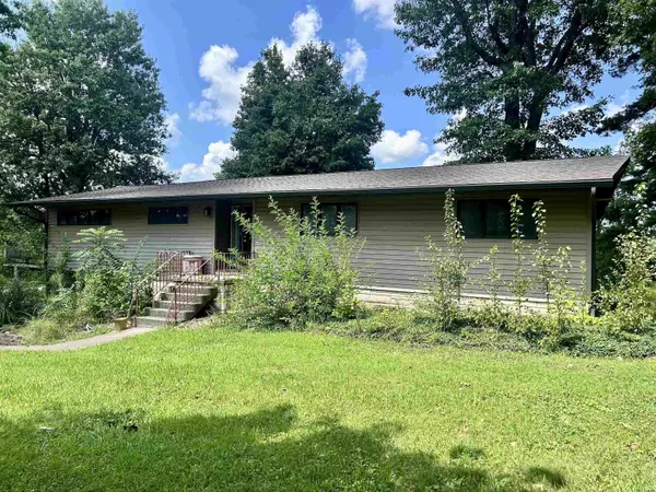 4260 W Grand AVE, Bloomington, IN 47404