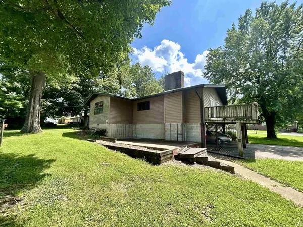 4260 W Grand AVE, Bloomington, IN 47404