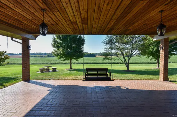 2000 W Boonville New Harmony RD, Evansville, IN 47725