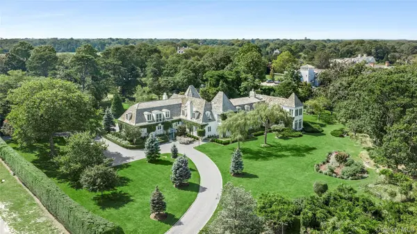 41 Niamogue LN, Quogue, NY 11959