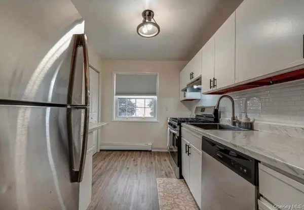 88-20 Parsons BLVD #3D, Jamaica, NY 11432