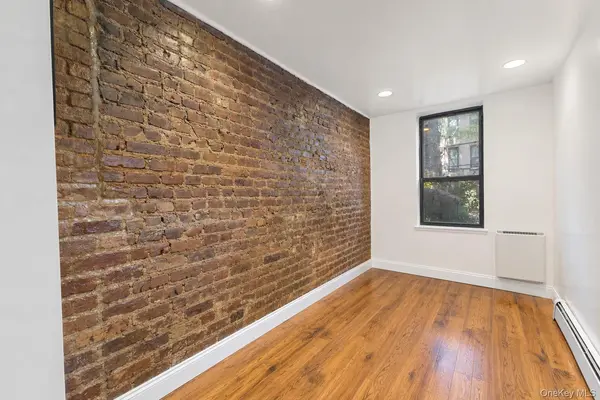 887 Lafayette AVE, Brooklyn, NY 11221