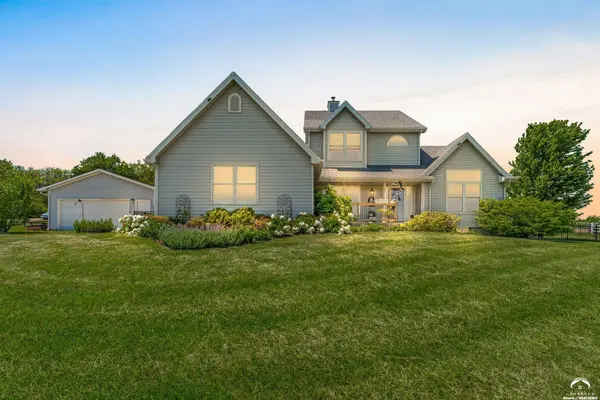 540 N 711 RD, Lawrence, KS 66047