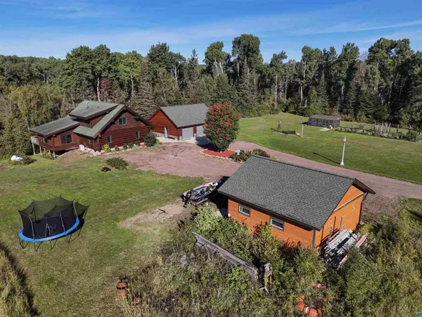 74 County Rd 60, Grand Marais, MN 55604