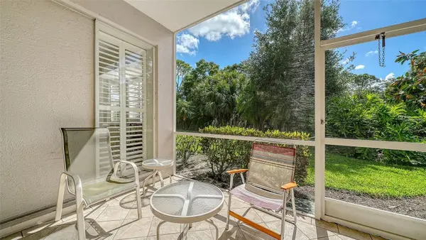 4655 TOWER HILL LN #2414, Sarasota, FL 34238