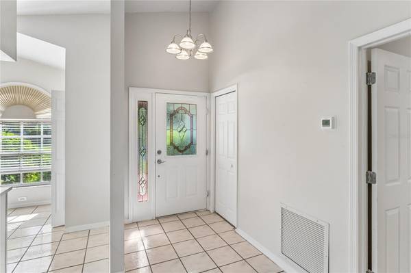 652 SAND RIDGE DR, Valrico, FL 33594
