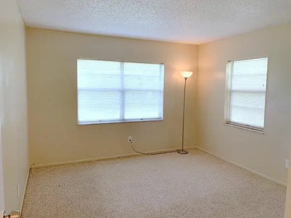 7148 WATERSIDE DR #31, Tampa, FL 33617