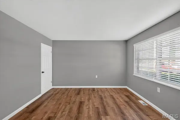 2428 Golfway DR, St Charles, MO 63301