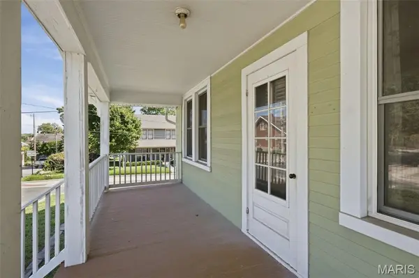 201 Perry ST, St Charles, MO 63301