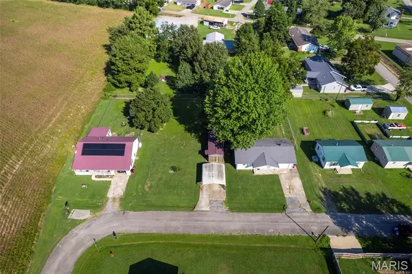 1604 & 1606 Wilma ST, Oran, MO 63771