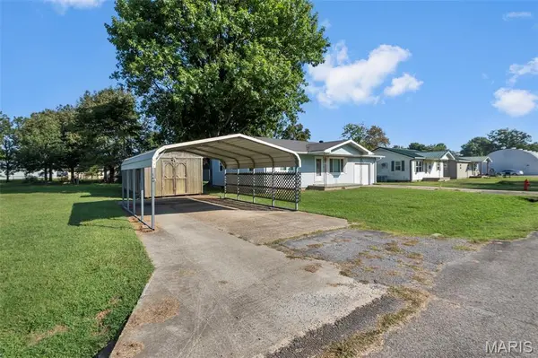 1604 & 1606 Wilma ST, Oran, MO 63771