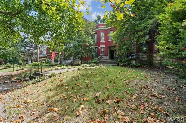 4324 W Pine BLVD #A, St Louis, MO 63108