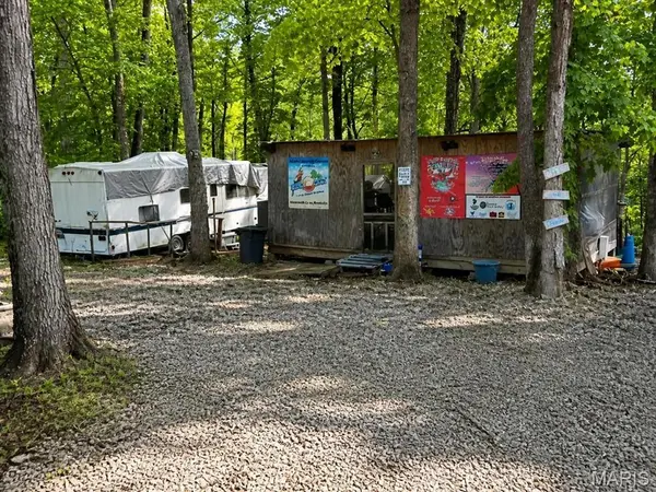 25 & 26 Lake Shore Drive West, New Florence, MO 63363