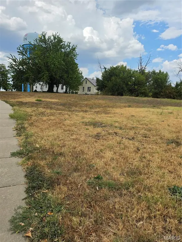 549 Main ST, Lebanon, MO 65536