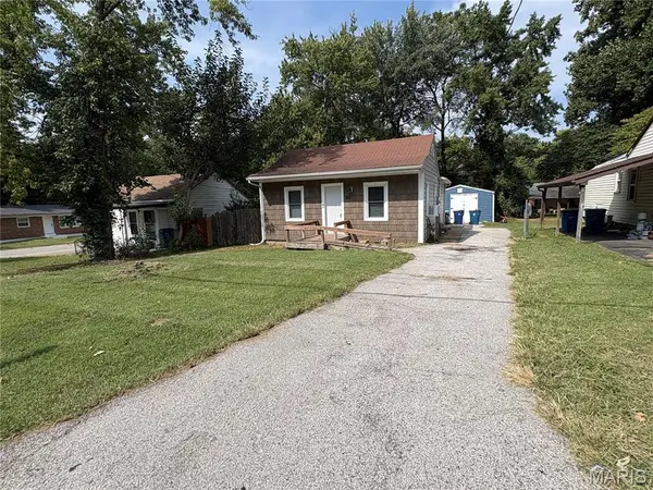 159 Connolly DR, Hazelwood, MO 63135