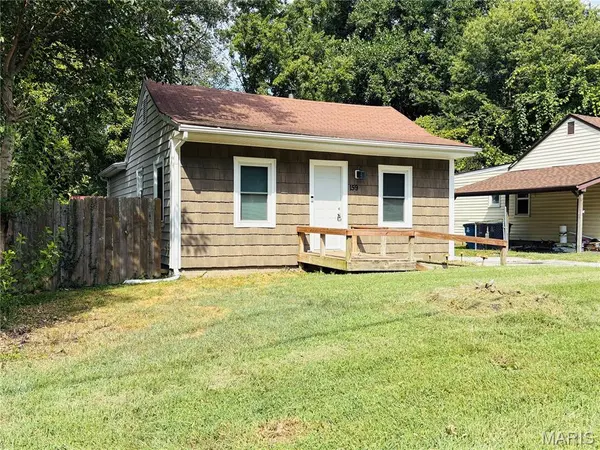 159 Connolly DR, Hazelwood, MO 63135