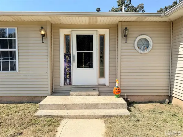 2563 Praise ST, Poplar Bluff, MO 63901