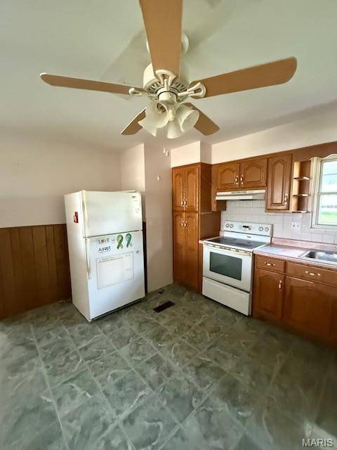 1532 Kingsway DR, Arnold, MO 63010