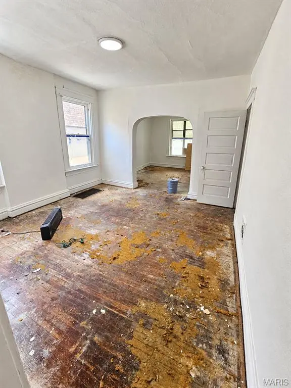 5041 Terry AVE, St Louis, MO 63115