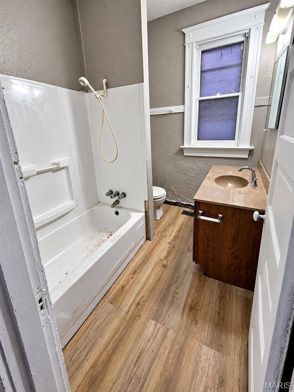 5041 Terry AVE, St Louis, MO 63115