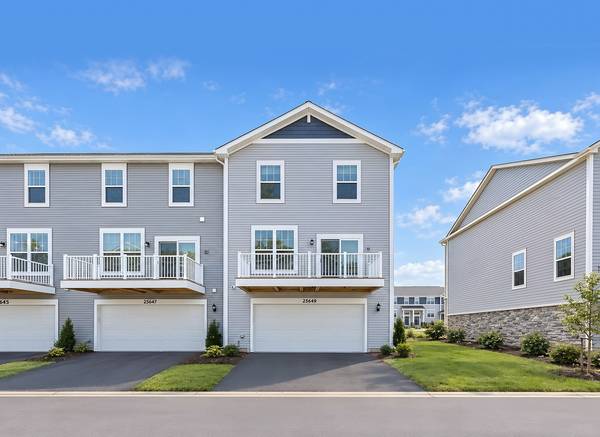 25649 W Wakefield DR, Plainfield, IL 60544