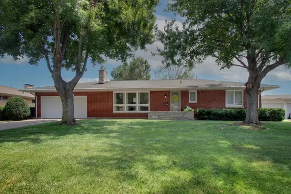 1631 Wilmar DR, Quincy, IL 62301