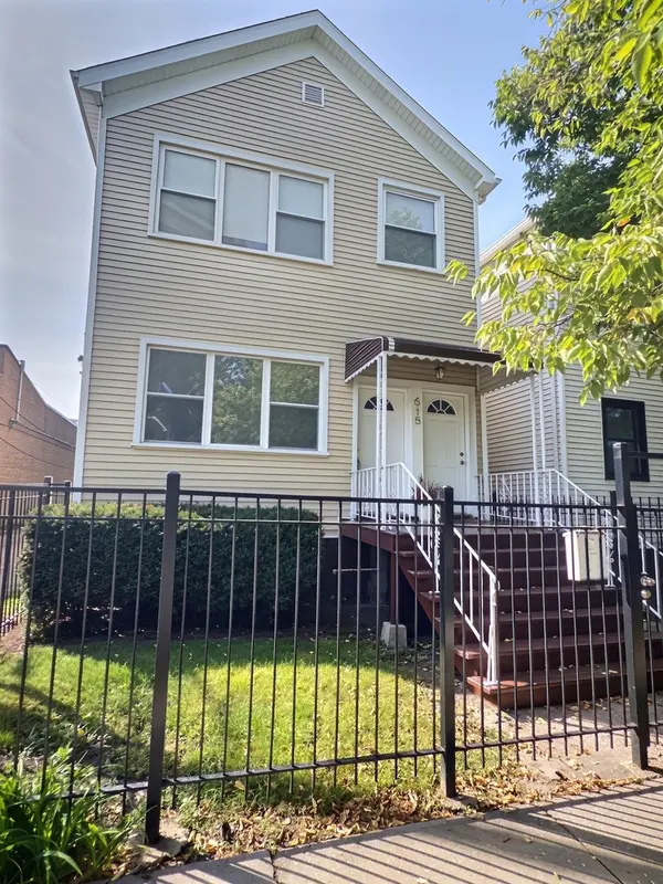 515 W 40th PL #1, Chicago, IL 60609