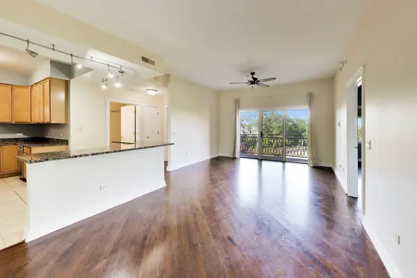 450 S Western AVE #505, Des Plaines, IL 60016