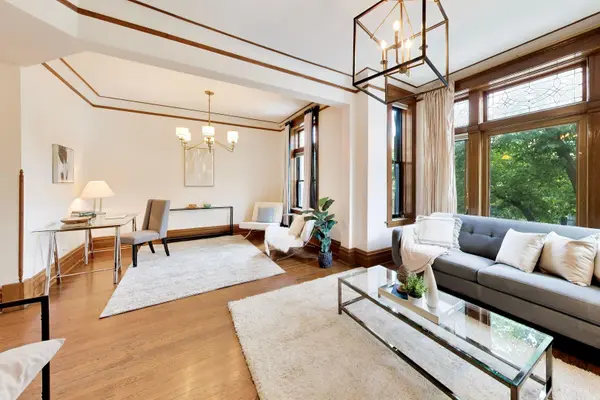 4004 N CLARENDON AVE #2, Chicago, IL 60613