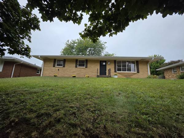 2905 Concordia DR, Rockford, IL 61109