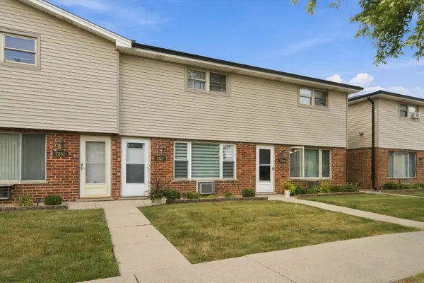 7328 W 84th ST, Bridgeview, IL 60455