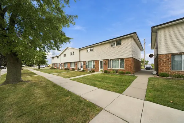 7328 W 84th ST, Bridgeview, IL 60455