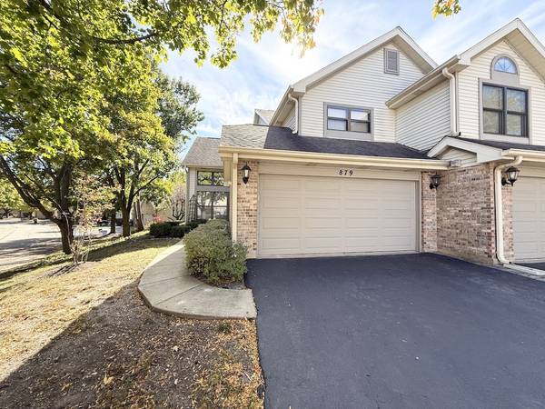 879 N Auburn Woods DR, Palatine, IL 60067