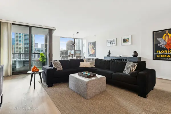 501 N Clinton ST #704, Chicago, IL 60654