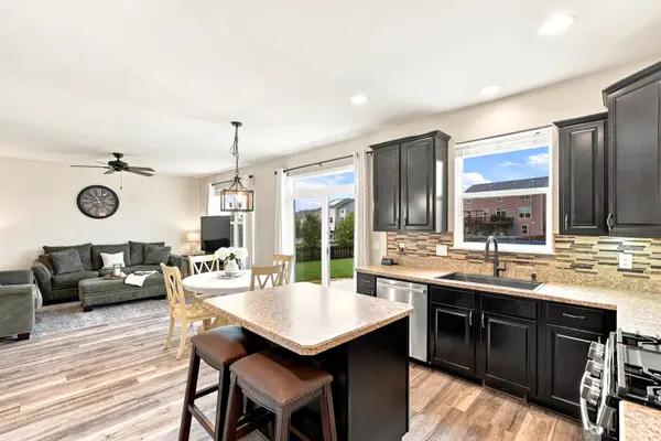 503 Sutton ST, Yorkville, IL 60560