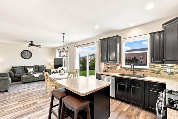 503 Sutton ST, Yorkville, IL 60560