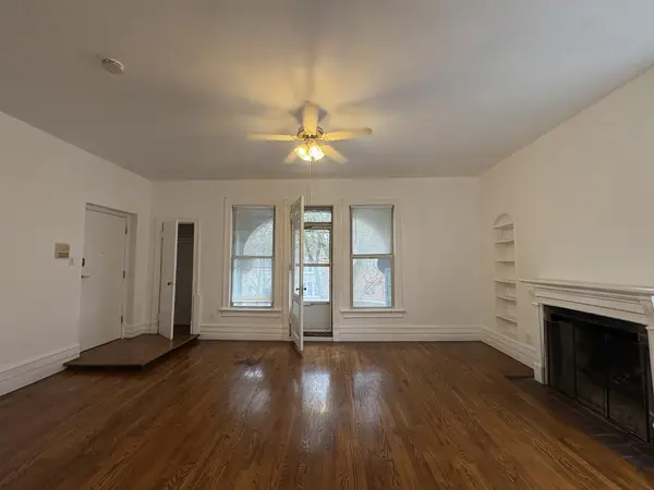 5136 S Blackstone AVE #3F, Chicago, IL 60615