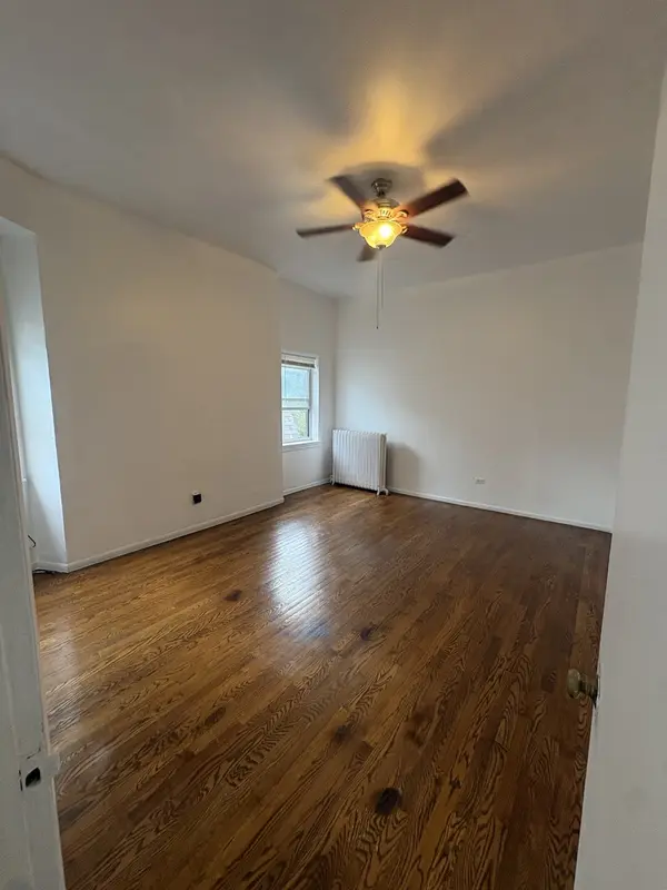5136 S Blackstone AVE #3F, Chicago, IL 60615