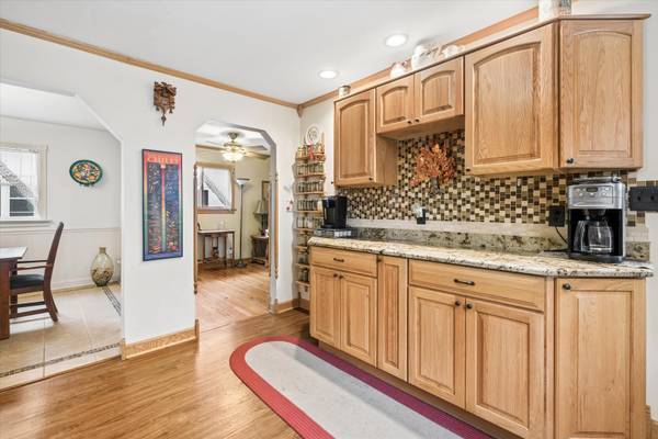 319 Leclaire AVE, Wilmette, IL 60091