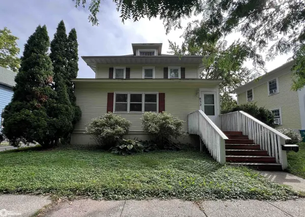 832 Water ST, Webster City, IA 50595