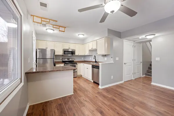 7888 Dunmore RD, Woodbury, MN 55125