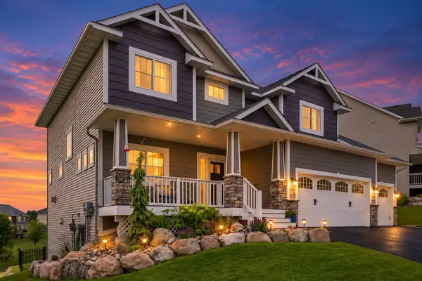 1173 Rosemary LN, Chaska, MN 55318