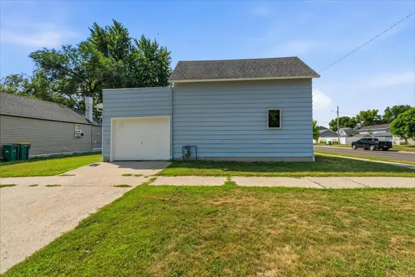 422 2nd ST N, Wahpeton, ND 58075