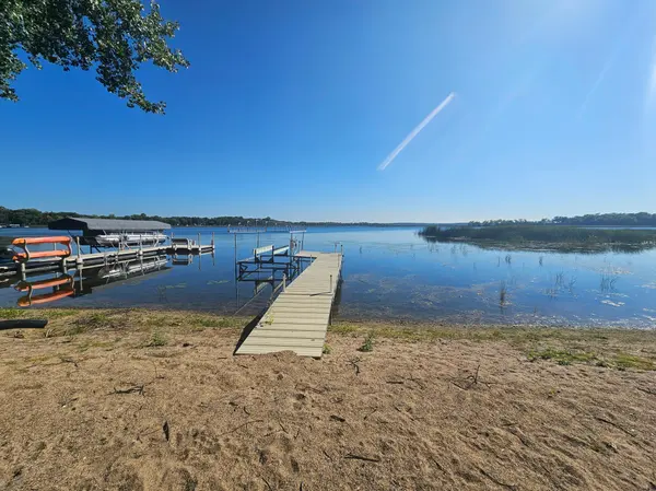 493 Beachwood RD, South Haven, MN 55382