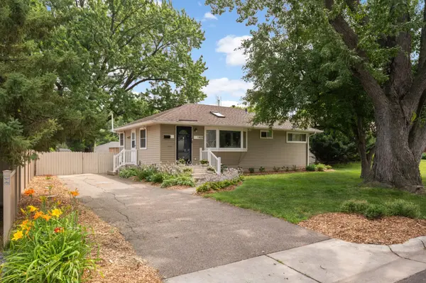1405 Independence AVE S, Saint Louis Park, MN 55426