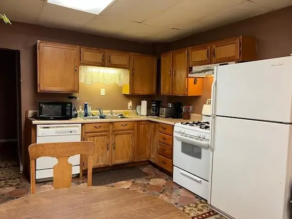 23 6th ST NW, Rochester, MN 55901