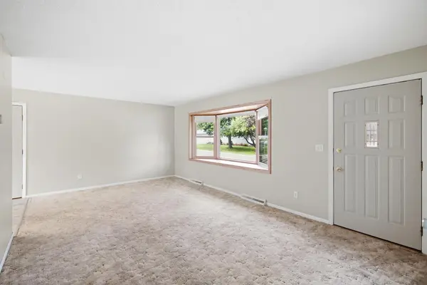 628 13th AVE SE, Waseca, MN 56093