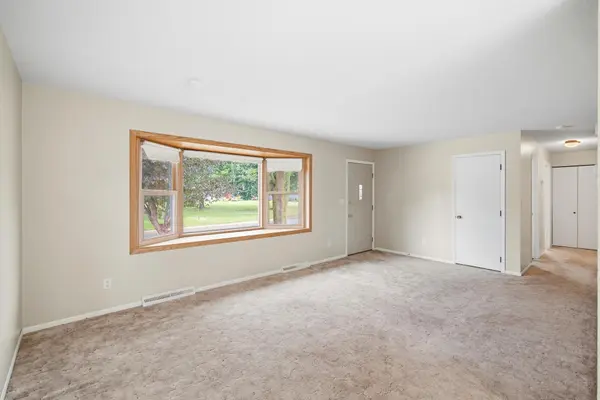 628 13th AVE SE, Waseca, MN 56093